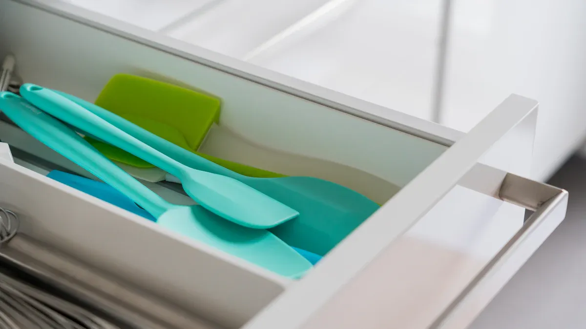 Bamboo vs Plastic: Quick Comparison