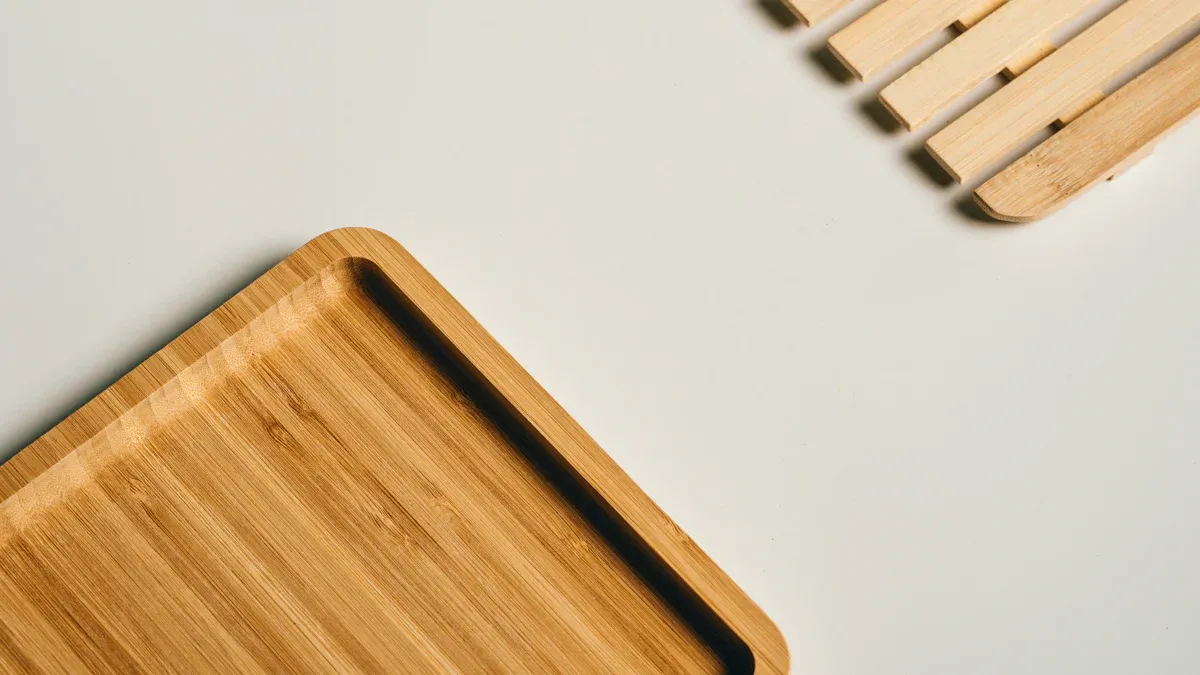 Durability and Reusability: Reducing Waste with Bamboo Trays for Eating